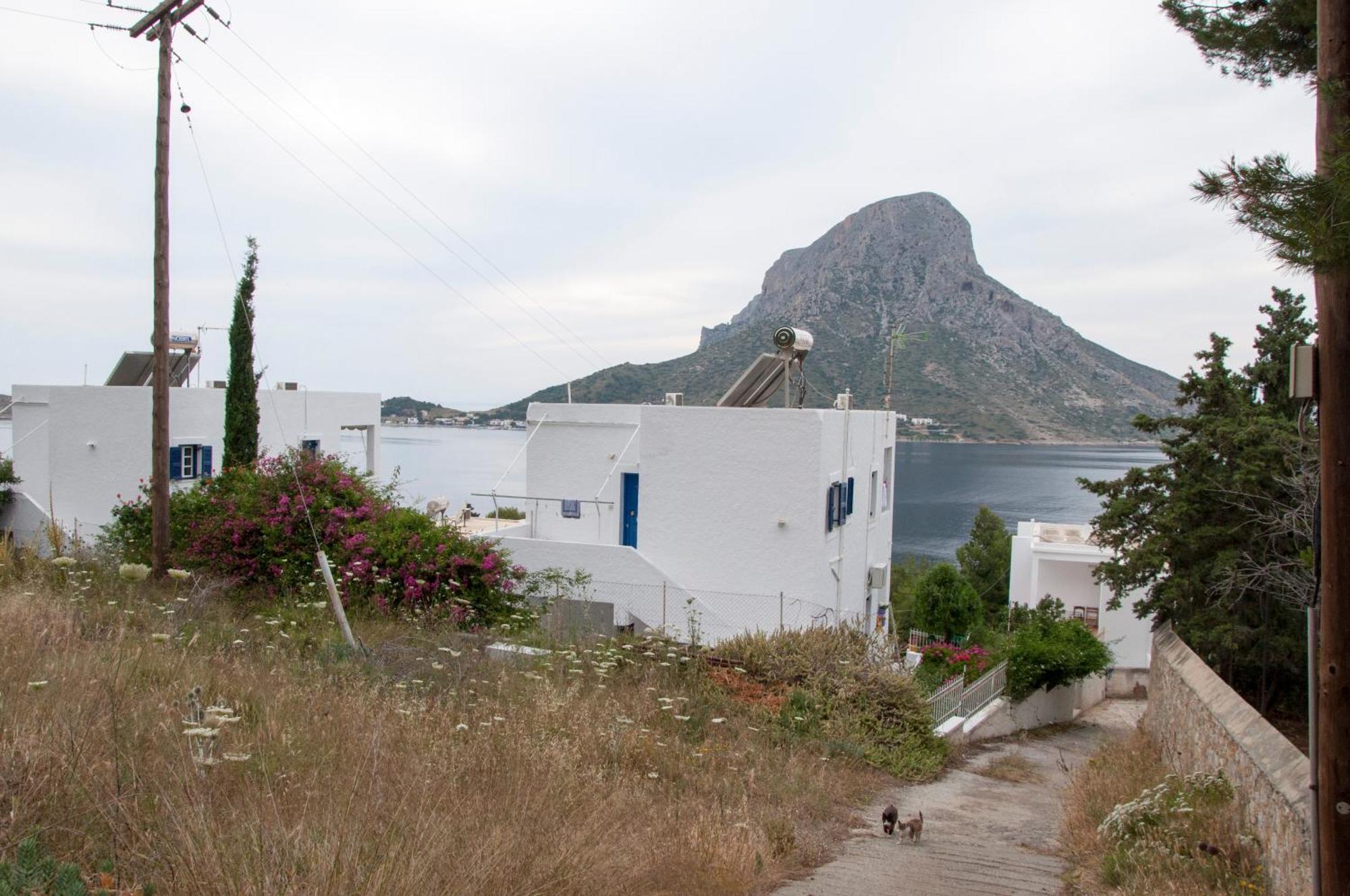 Tatsis Apartments Masouri Exterior foto