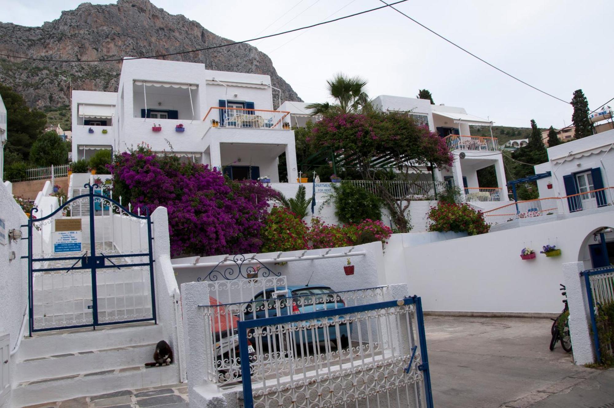 Tatsis Apartments Masouri Exterior foto